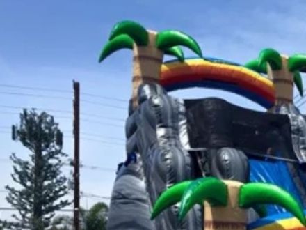 Frond loder water slide 20 feet $300